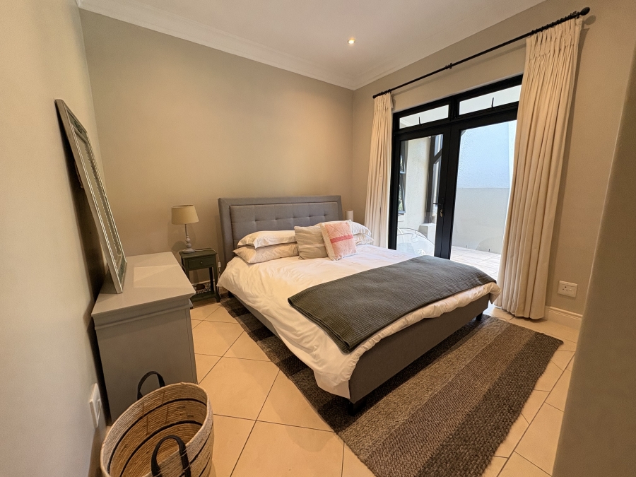 3 Bedroom Property for Sale in Constantia Western Cape